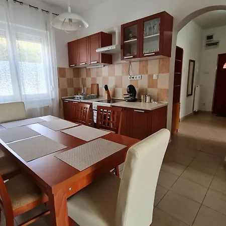 Newly Built House Near Budapest Apartman Dunakeszi